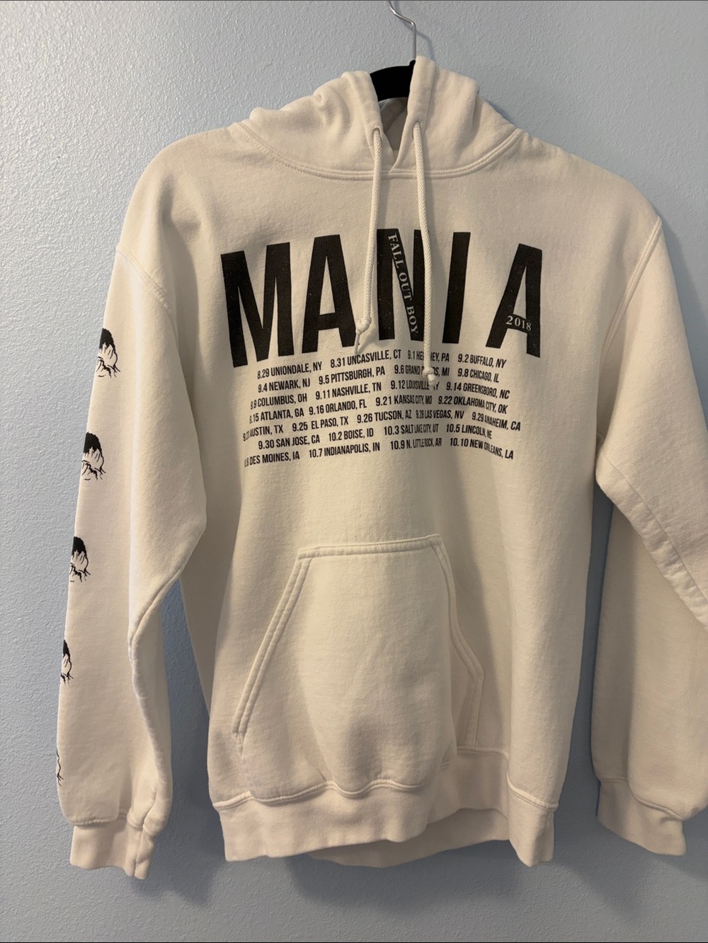 Fall Out Boy 2018 Mania tour hoodie